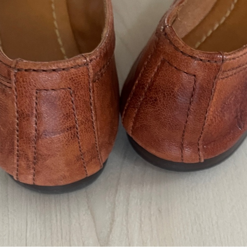 FRYE AND CO. Brown Flats - Picture 4 of 11